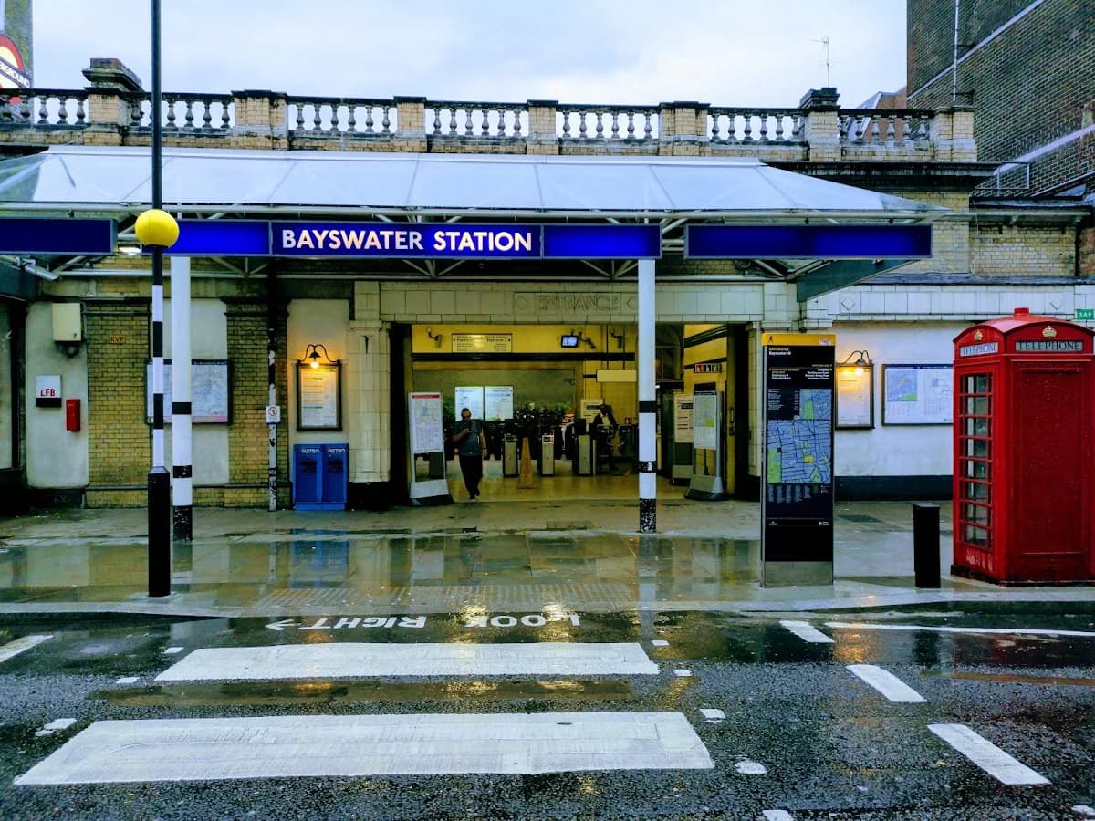 Bayswater Station