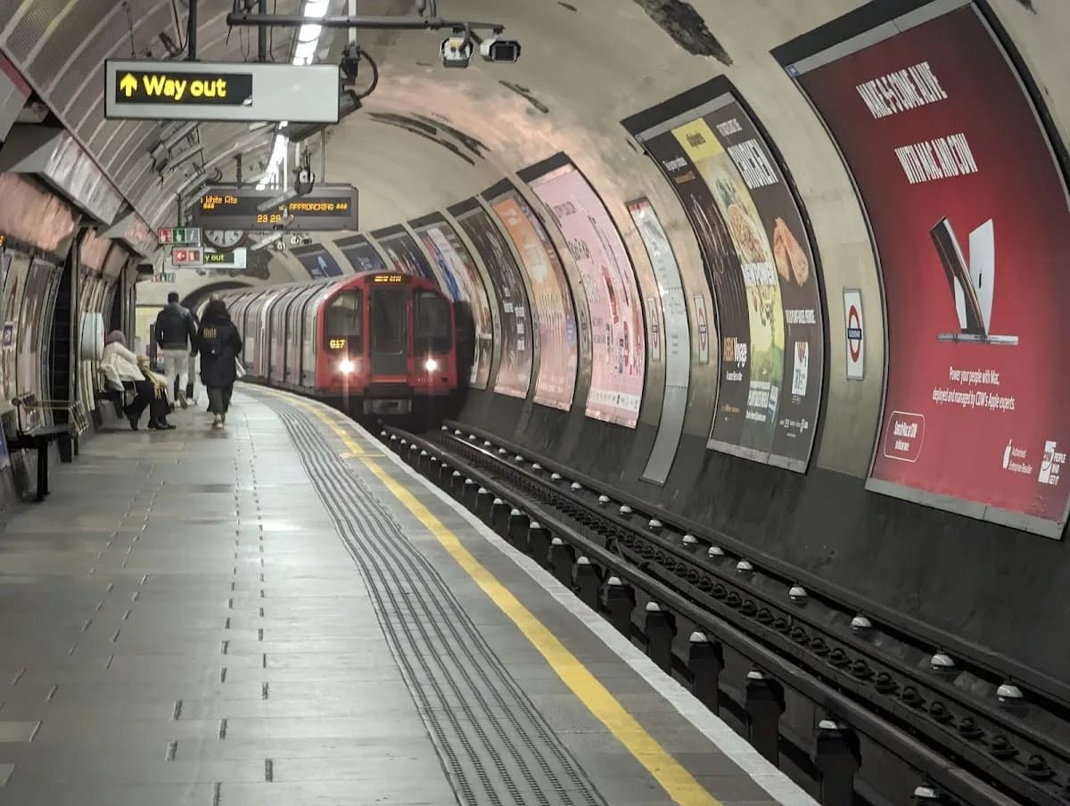 Queensway Station